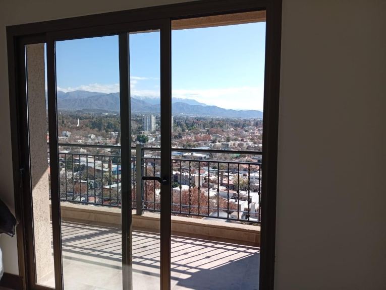 Departamento en Venta en Godoy Cruz, Mendoza