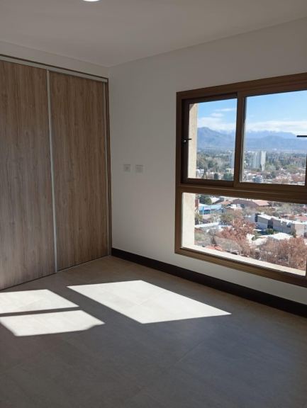 Departamento en Venta en Godoy Cruz, Mendoza