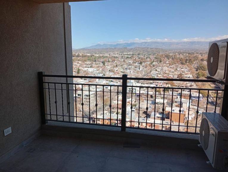 Departamento en Venta en Godoy Cruz, Mendoza