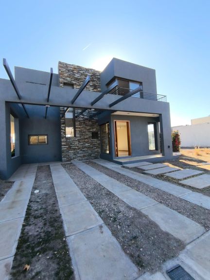 Casa en Alquiler en Guaymallen, Mendoza