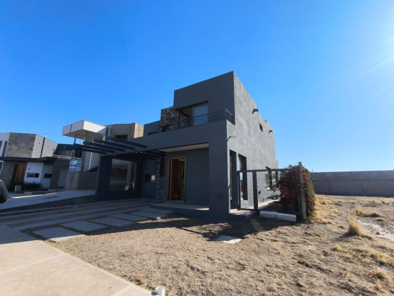 Casa en Alquiler en Guaymallen, Mendoza