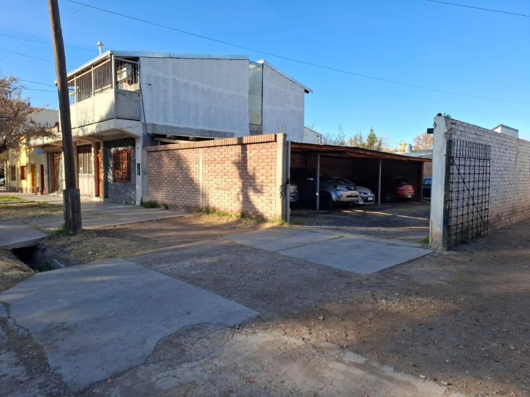Playa de Estacionamiento en Venta en San Rafael, Mendoza