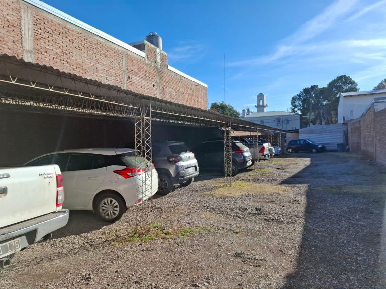 Playa de Estacionamiento en Venta en San Rafael, Mendoza