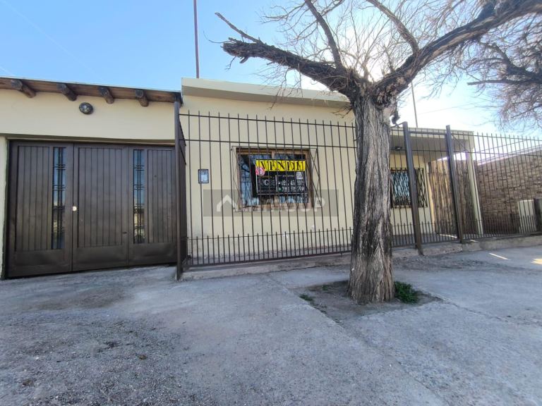 Chalet en Venta en Maipu, Mendoza