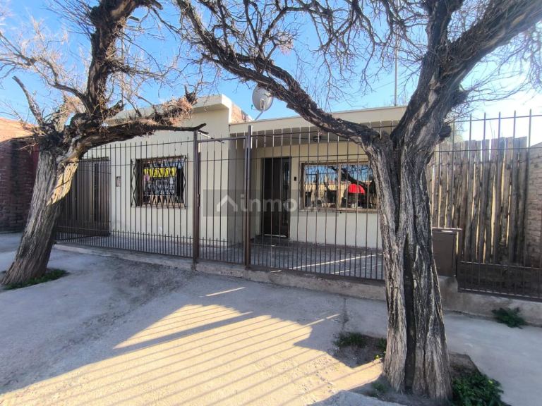 Chalet en Venta en Maipu, Mendoza