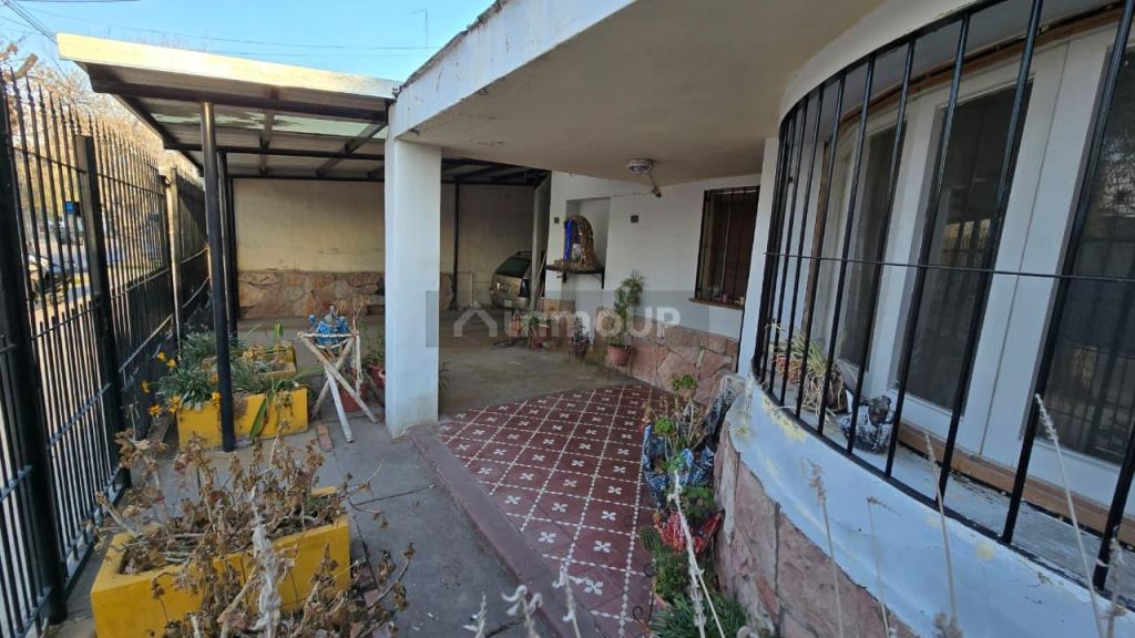 Chalet en Venta en San Rafael, Mendoza