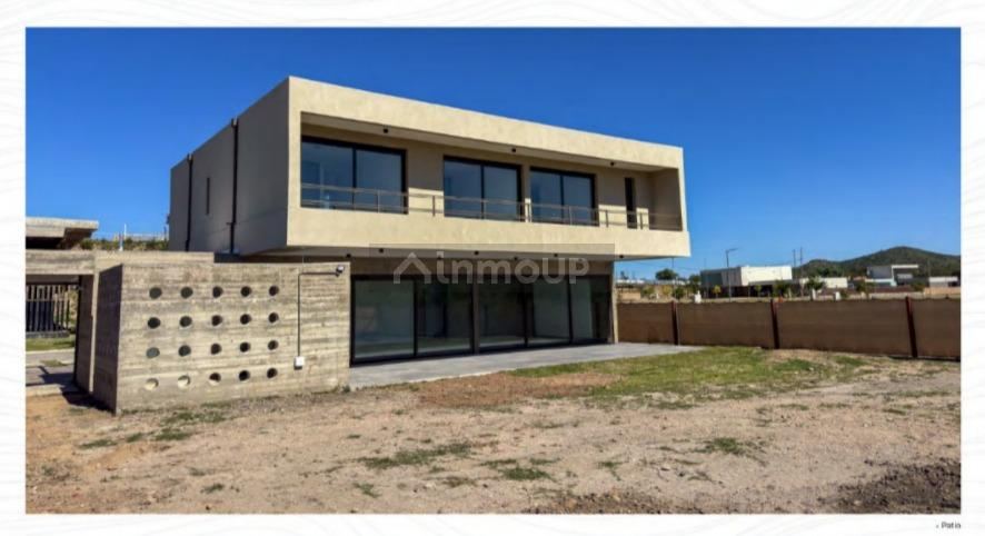 Casa en Venta en Juana Koslay, San Luis