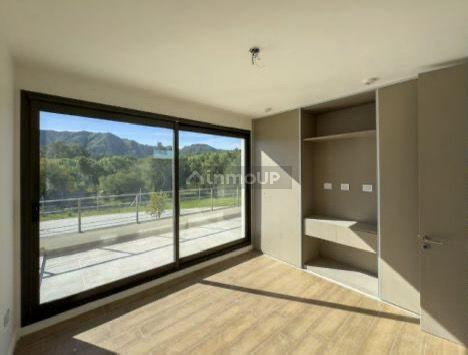 Casa en Venta en Juana Koslay, San Luis