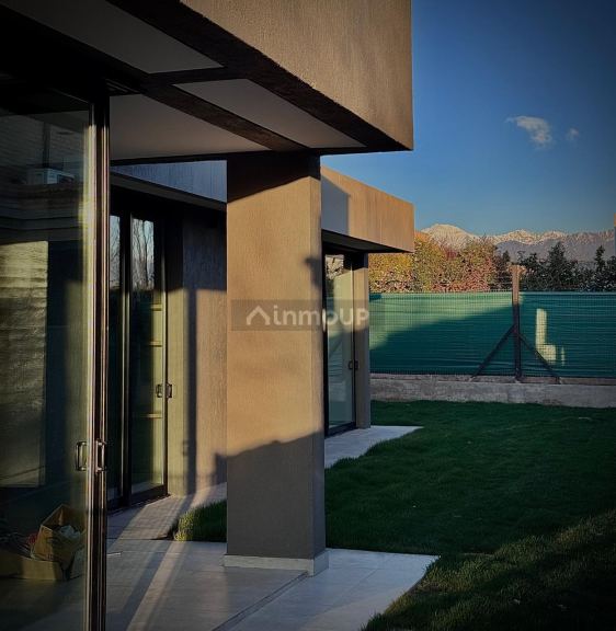 Casa en Venta en Lujan de Cuyo, Mendoza