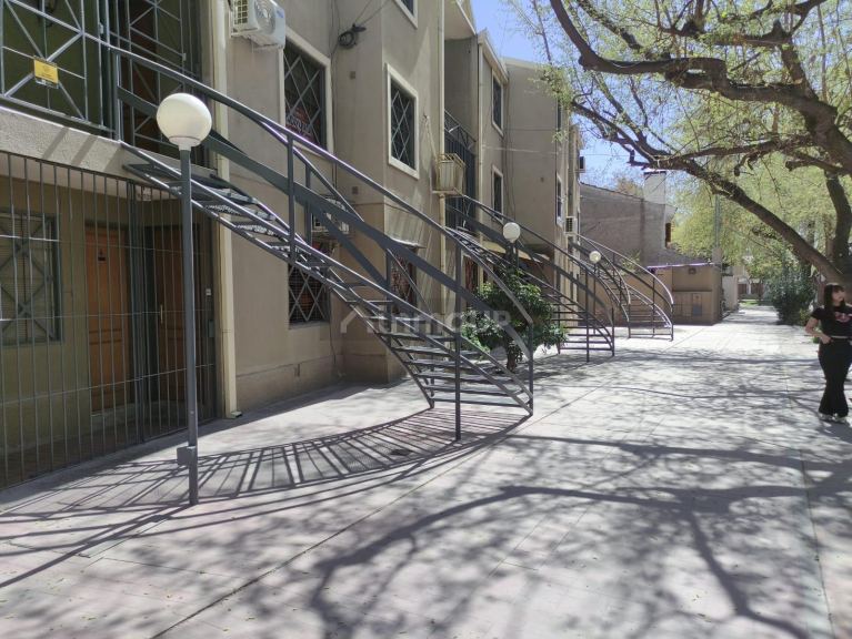 Departamento en Alquiler en Capital, Mendoza