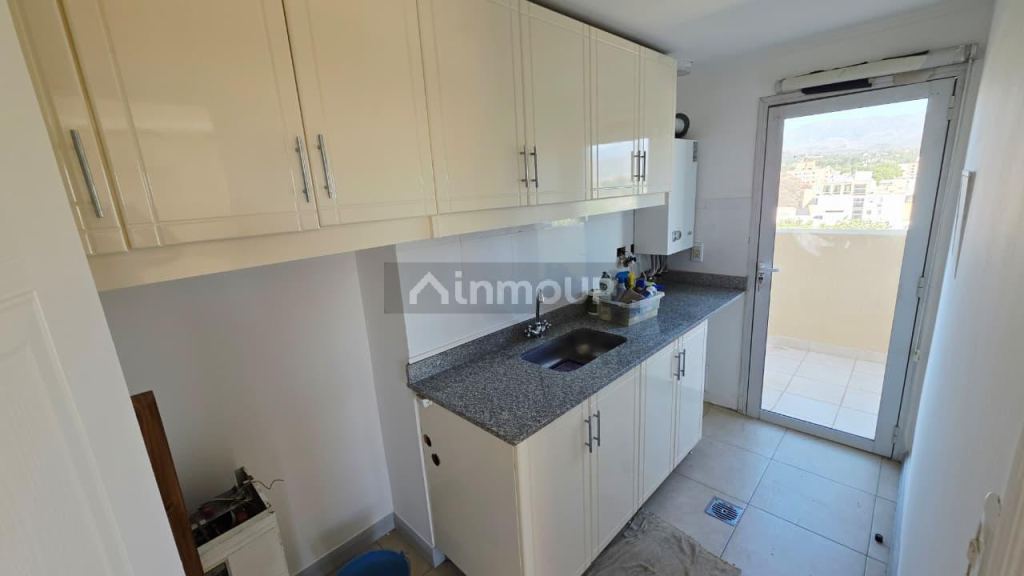 Departamento en Alquiler en Capital, Mendoza