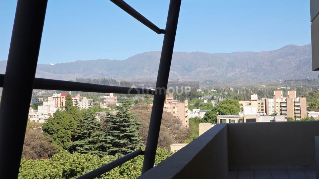 Departamento en Alquiler en Capital, Mendoza