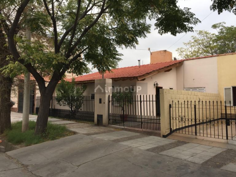 Casa en Alquiler en Godoy Cruz, Mendoza