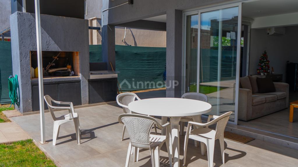 Casa en Venta en Maipu, Mendoza