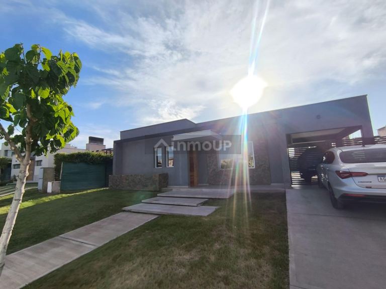 Casa en Venta en Maipu, Mendoza