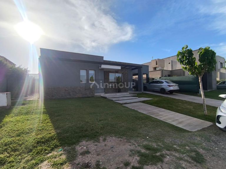 Casa en Venta en Maipu, Mendoza