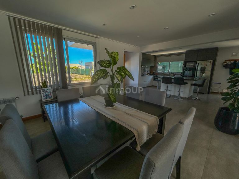 Casa en Venta en Maipu, Mendoza
