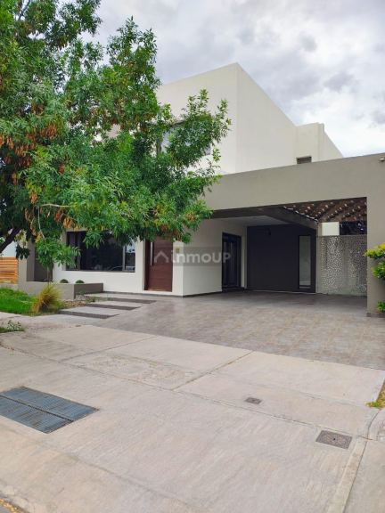 Casa en Venta en Guaymallen, Mendoza