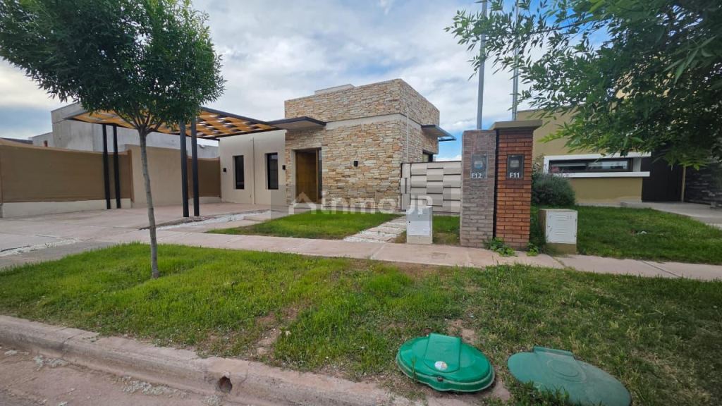 Casa en Alquiler en Lujan de Cuyo, Mendoza