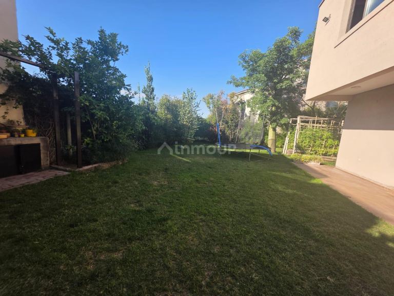 Casa en Venta en Maipu, Mendoza