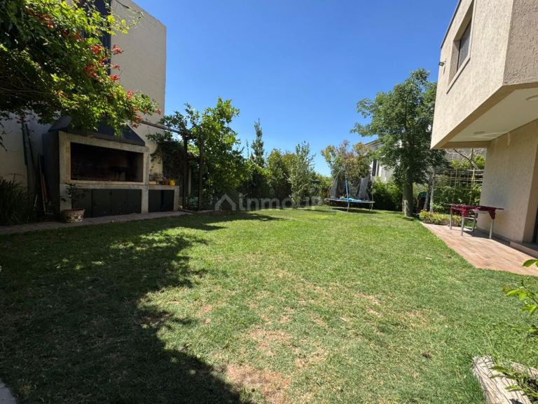 Casa en Venta en Maipu, Mendoza