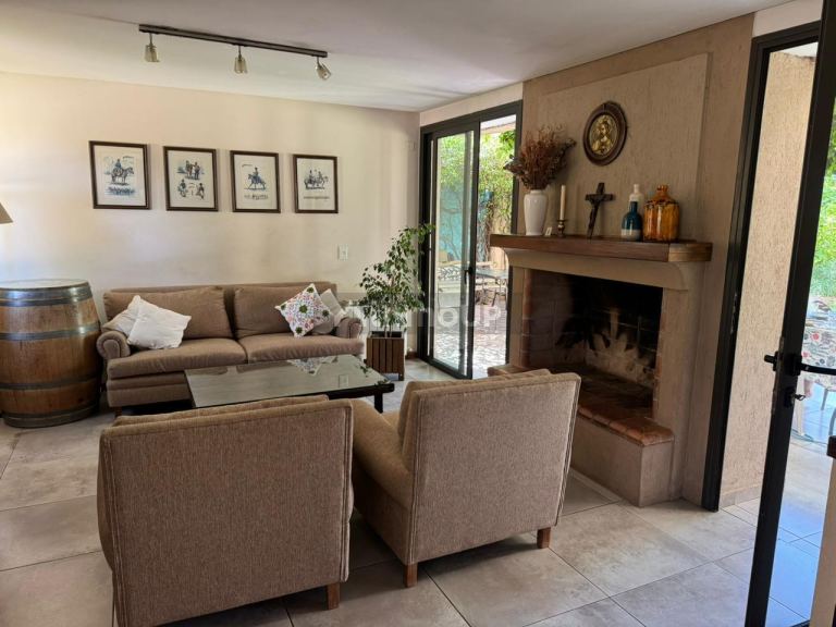 Casa en Venta en Maipu, Mendoza