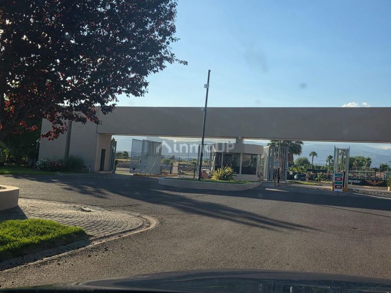 Casa en Venta en Maipu, Mendoza