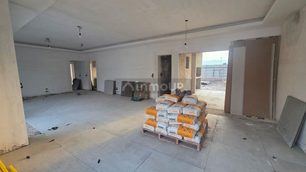 Casa en Venta en Maipu, Mendoza