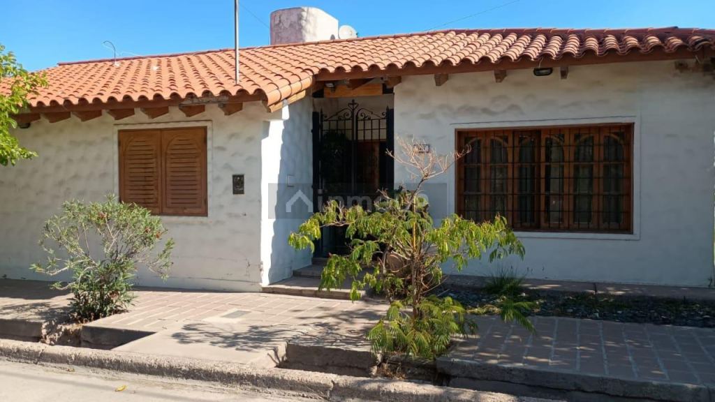 Casa en Venta en Guaymallen, Mendoza