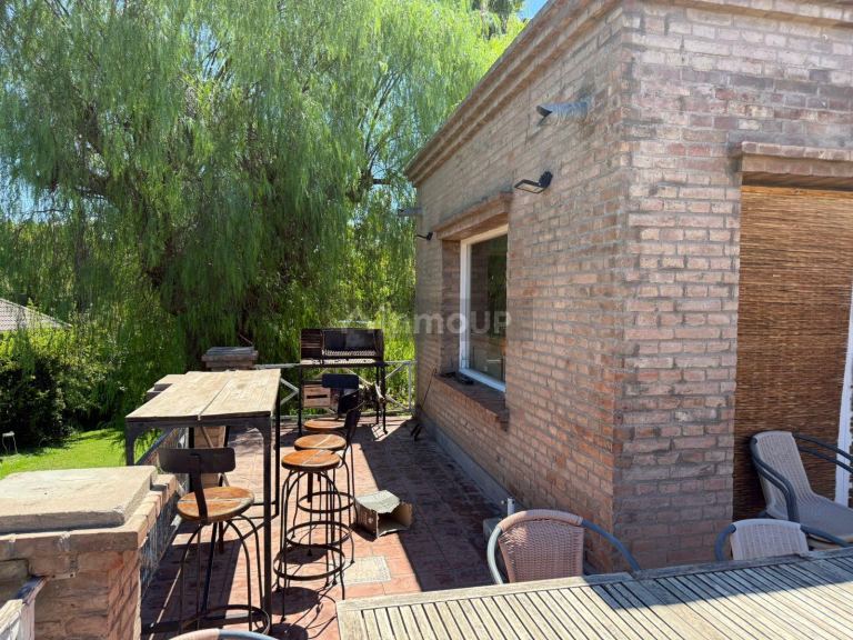 Casa en Venta en Guaymallen, Mendoza