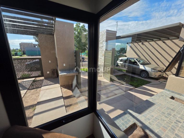 Casa en Venta en Maipu, Mendoza