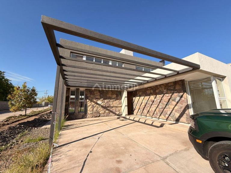 Casa en Alquiler en Las Heras, Mendoza