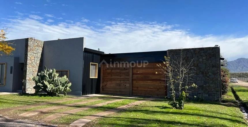 Casa en Venta en Lujan de Cuyo, Mendoza