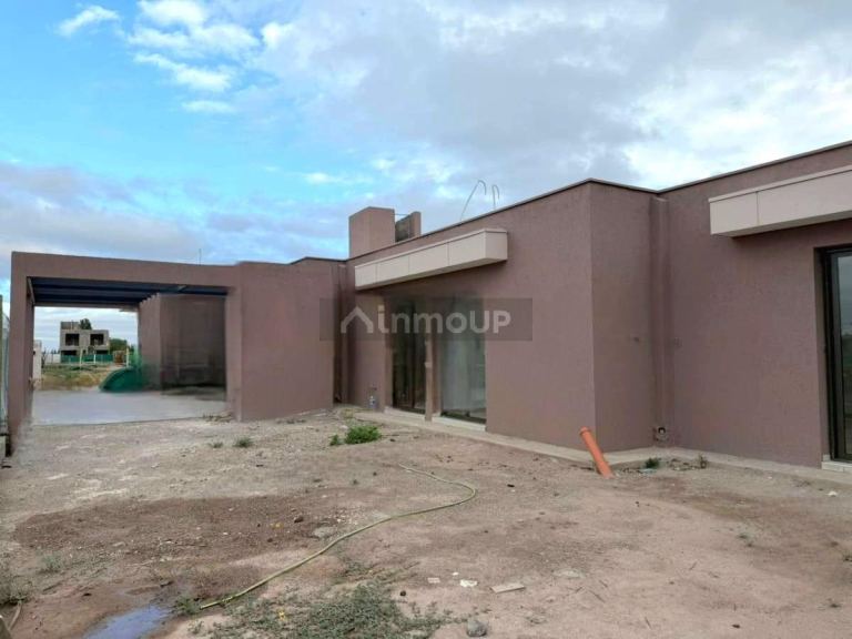 Casa en Venta en Maipu, Mendoza