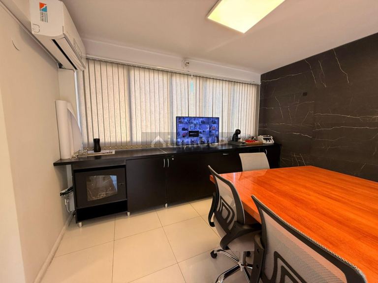 Oficina en Venta en Godoy Cruz, Mendoza