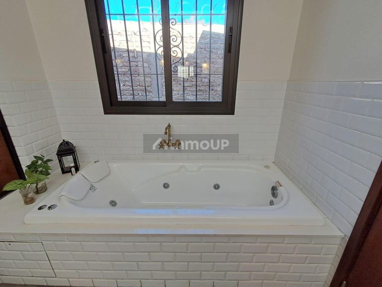 Casa en Venta en Guaymallen, Mendoza