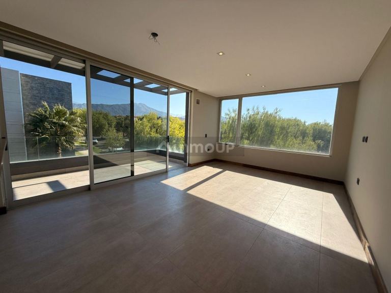 Departamento en Venta en Capital, Mendoza
