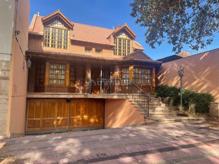 Chalet en Venta en Capital, Mendoza
