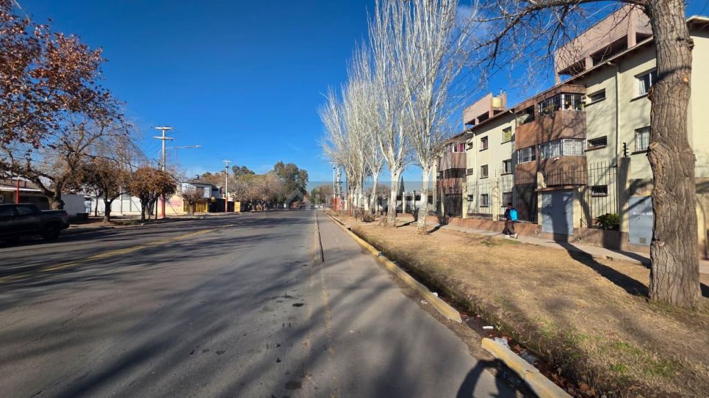 Las Heras Practico depto/Barrio Lisandro Park, Lisandro Moyano N°2216/ Las Heras