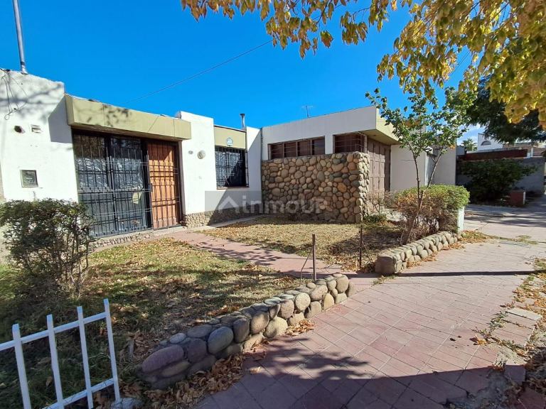 Casa en Venta en Guaymallen, Mendoza