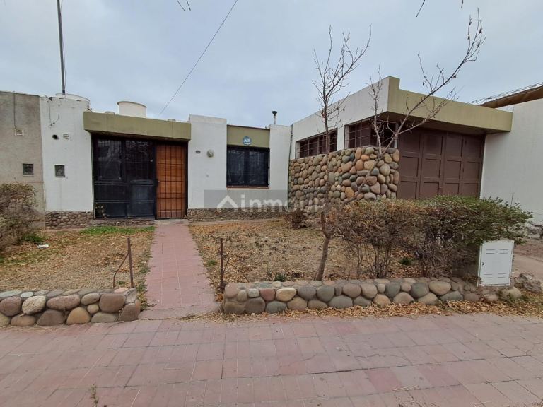 Casa en Venta en Guaymallen, Mendoza
