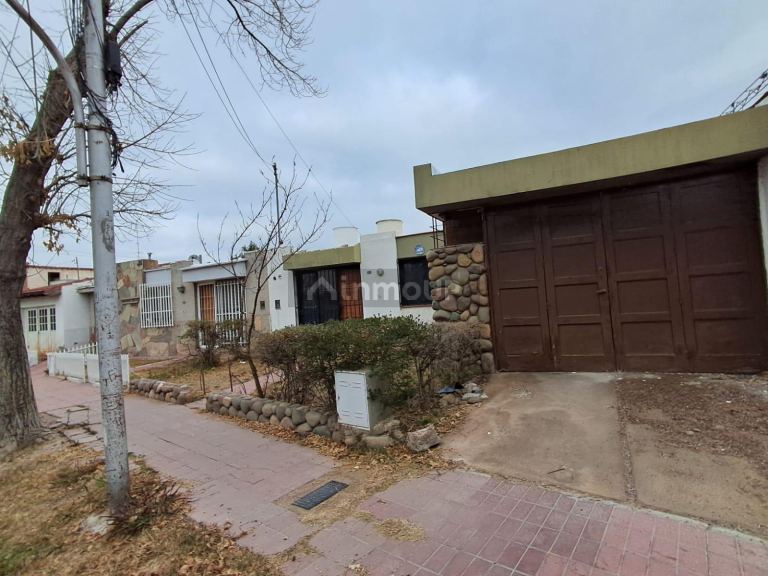 Casa en Venta en Guaymallen, Mendoza