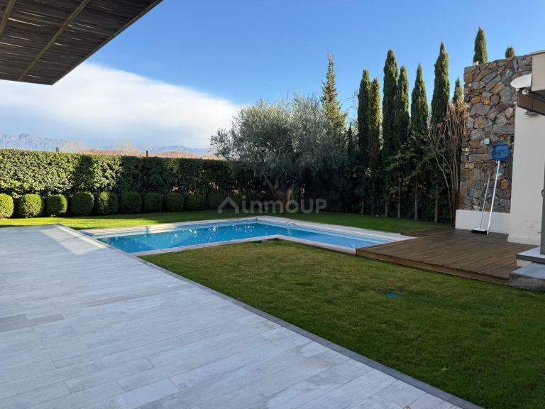 Casa en Venta en Lujan de Cuyo, Mendoza