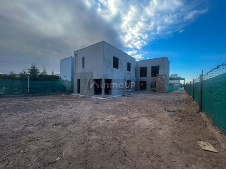 Casa en Venta en Maipu, Mendoza