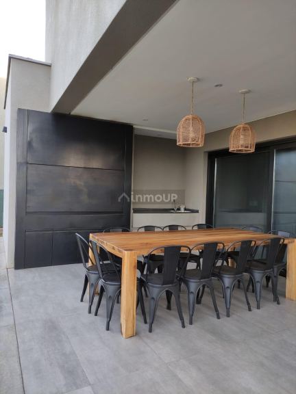 Casa en Venta en Lujan de Cuyo, Mendoza