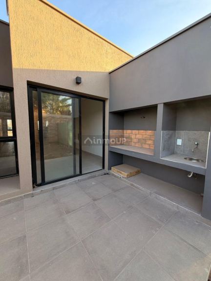 Casa en Venta en Guaymallen, Mendoza - USD 100.000 | Inmoup - 22