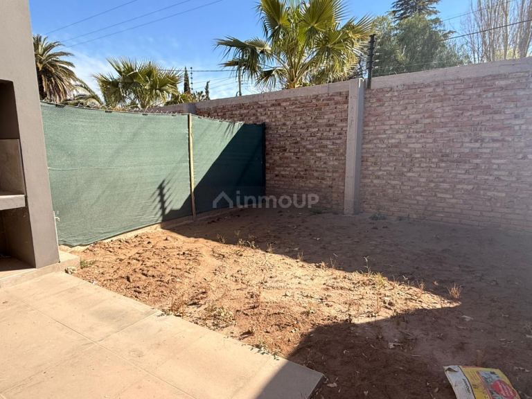 Casa en Venta en Guaymallen, Mendoza - USD 100.000 | Inmoup - 25
