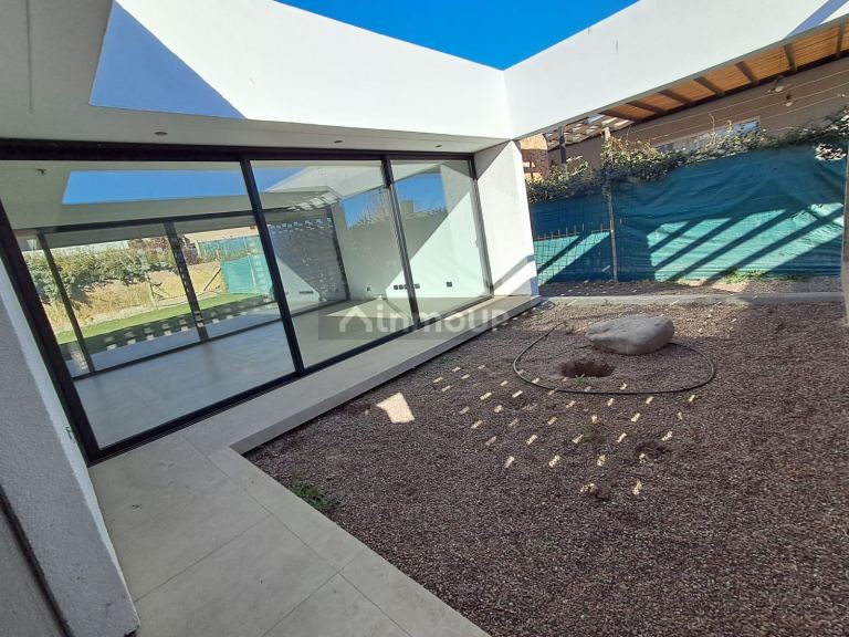 Casa en Venta en Lujan de Cuyo, Mendoza - USD 260.000 | Inmoup - 27