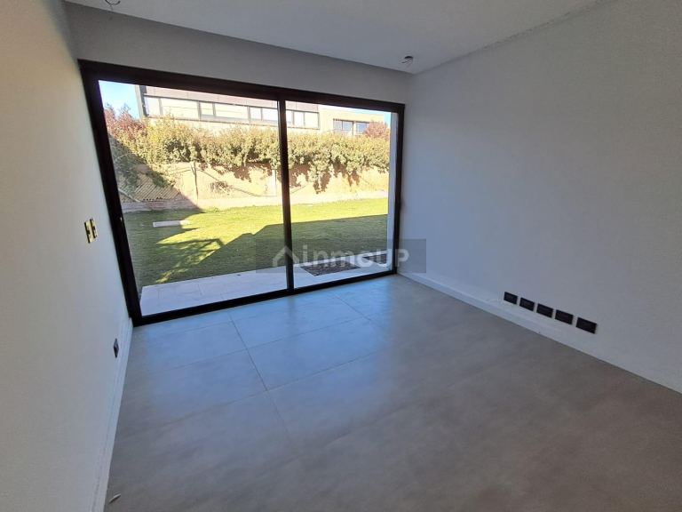 Casa en Venta en Lujan de Cuyo, Mendoza - USD 260.000 | Inmoup - 19