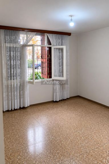 Chalet en Venta en Guaymallen, Mendoza - USD 99.900 | Inmoup - 8